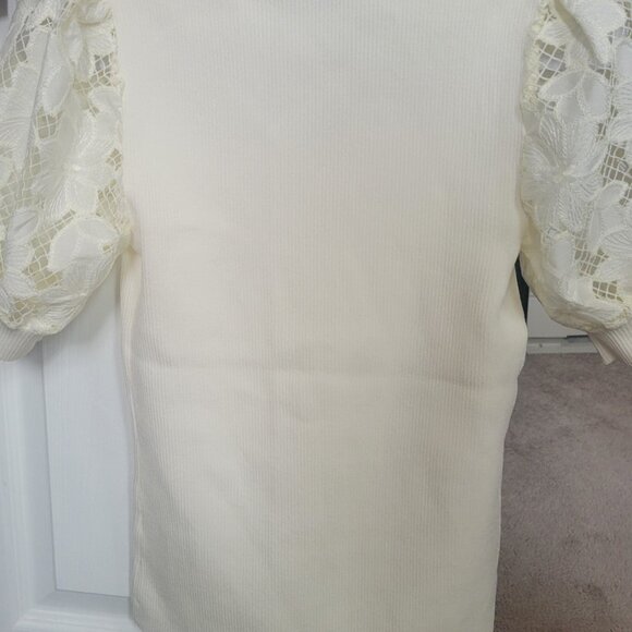 Ellie Tahari Top - Picture 4 of 4